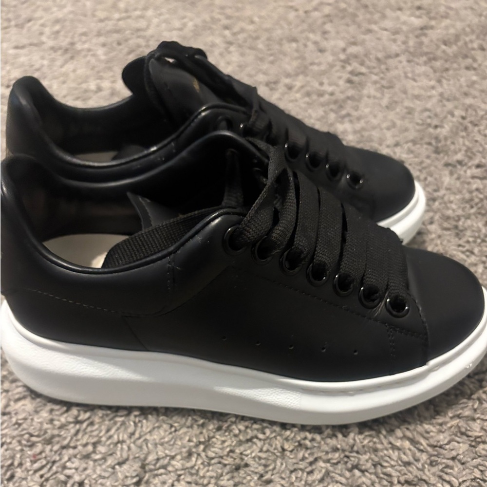 Women Alexander McQueen Sneakers
